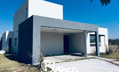 Casa en Alquiler en Puertos, Escobar, G.B.A. Zona Norte, Argentina