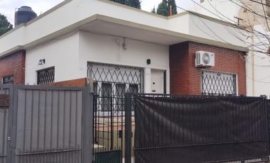 Casa PH en venta en Dock Sud