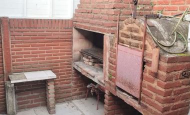 Casa PH en venta en Dock Sud