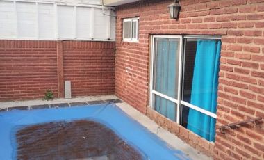 Casa PH en venta en Dock Sud