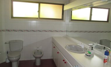 SE VENDE LINDA CASA EN PARCELA DE 15.890 M2 EN CONDOMINIO