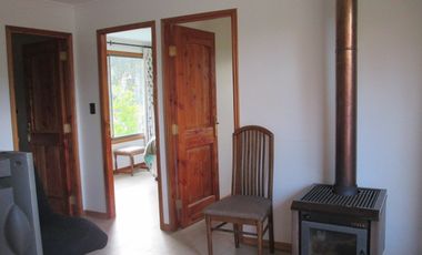 SE VENDE LINDA CASA EN PARCELA DE 15.890 M2 EN CONDOMINIO