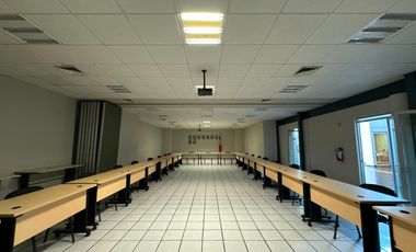 OFICINAS EN VENTA CON AMPLIO ESTACIONAMIENTO, SAN NICOLAS, NL