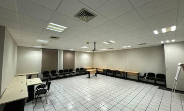 OFICINAS EN VENTA CON AMPLIO ESTACIONAMIENTO, SAN NICOLAS, NL