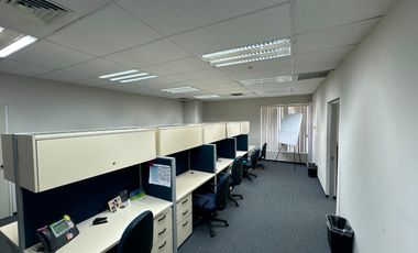 OFICINAS EN VENTA CON AMPLIO ESTACIONAMIENTO, SAN NICOLAS, NL