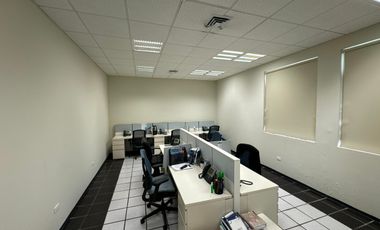 OFICINAS EN VENTA CON AMPLIO ESTACIONAMIENTO, SAN NICOLAS, NL
