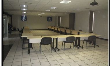 OFICINAS EN VENTA CON AMPLIO ESTACIONAMIENTO, SAN NICOLAS, NL