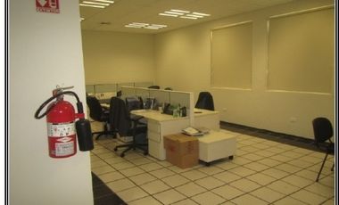 OFICINAS EN VENTA CON AMPLIO ESTACIONAMIENTO, SAN NICOLAS, NL