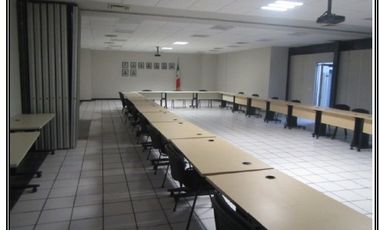 OFICINAS EN VENTA CON AMPLIO ESTACIONAMIENTO, SAN NICOLAS, NL