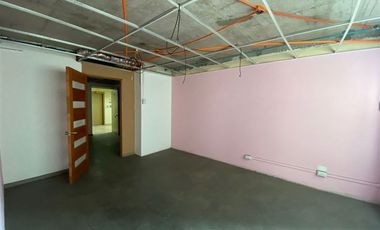 Oficina en Venta en Teatinos / Catedral / Morandé