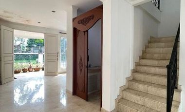 DIJUAL RUMAH ONE GATED SYSTEM di Jl KENCANA PERMAI, PONDOK INDAH