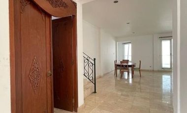 DIJUAL RUMAH ONE GATED SYSTEM di Jl KENCANA PERMAI, PONDOK INDAH