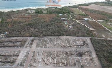 TERRENOS CON VISTA Y ACCESO A PLAYA AGUA BLANCA, PTO.ESC.OAX.