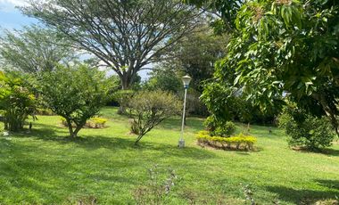 finca en arriendo en la novillera baja. Cod A108113