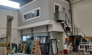 Galpón 650m2 A Estrenar S/lote 17,32x36; Zonif: E3 - Pompeya