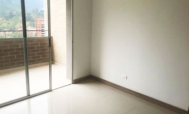 PR13555 Apartamento en venta en Camino Verde, Envigado.