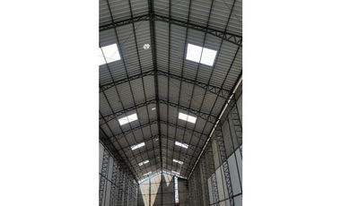 Vía Daule Alquiler Bodega de 4.300 m²