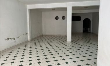 Casa + Local Comercial en venta - Tarapoto