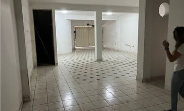 Casa + Local Comercial en venta - Tarapoto