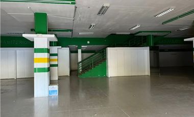 Locales comerciales en Milla 8