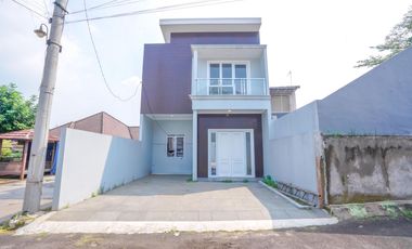 Rumah 2 Carport 15 Mnt ke RSUD Cipayung Siap KPR Bebas Banjir J-26017