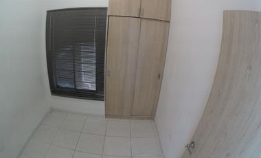 apartamento en venta en la floresta. Cod V19855