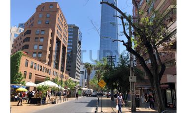 Oficina a pasos de Costanera Center 4 privados 2 B