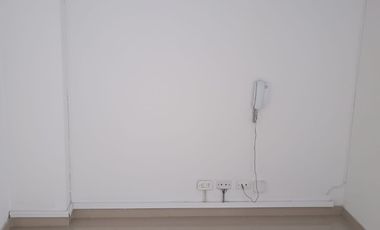 oficina en arriendo en centro internacional. Cod A6690301