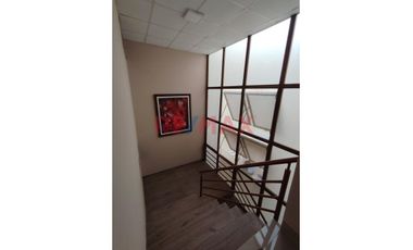 Exclusiva Casa Con Piscina En Alquiler En Loma Linda