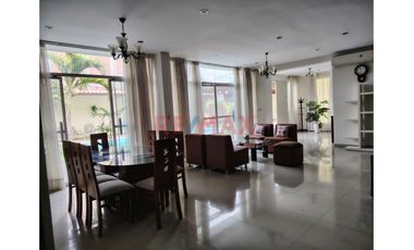 Exclusiva Casa Con Piscina En Alquiler En Loma Linda