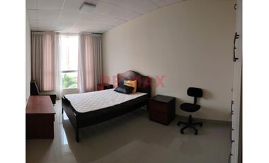 Exclusiva Casa Con Piscina En Alquiler En Loma Linda