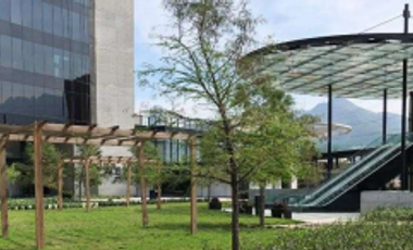 OFICINA RENTA TREBOL PARK