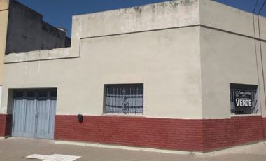 CASA EN AZUL