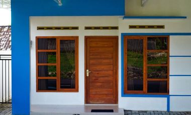 CLUSTER RUMAH MODERN DI PUSAT KOTA WONOSARI