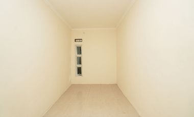 Rumah 3 Kamar 10 Menit ke Plaza Taman Harapan Baru Siap Huni J-39909