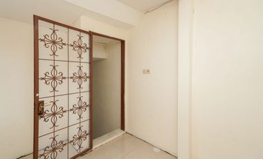 Rumah 3 Kamar 10 Menit ke Plaza Taman Harapan Baru Siap Huni J-39909