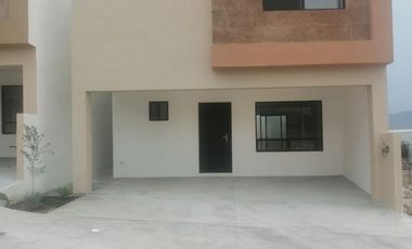 CASA EN  PREVENTA RESIDENCIAL SAN VICENTE