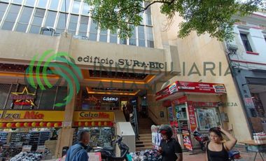 oficina en arriendo en centro. Cod A10625