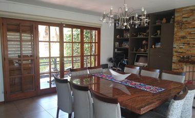 Casa con vista al río en Venta - Paraná