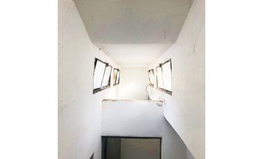 VENTA DE CASA + LOCALES, EXCELENTE UBICACION EN CRUZ DEL EJE -CÓRDOBA