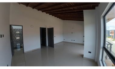 VENTA CASA 190 mts2 LA CEJA SECTOR JARDINES DE LA COLOMBIERE - D