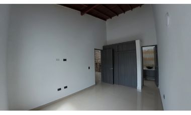 VENTA CASA 190 mts2 LA CEJA SECTOR JARDINES DE LA COLOMBIERE - D