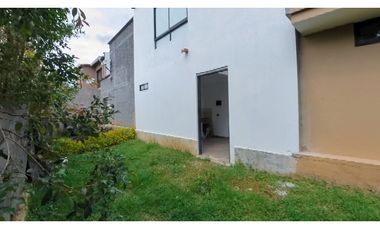 VENTA CASA 190 mts2 LA CEJA SECTOR JARDINES DE LA COLOMBIERE - D