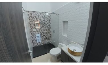 VENTA CASA 190 mts2 LA CEJA SECTOR JARDINES DE LA COLOMBIERE - D