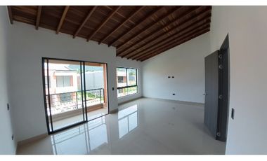 VENTA CASA 190 mts2 LA CEJA SECTOR JARDINES DE LA COLOMBIERE - D