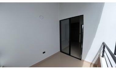 VENTA CASA 190 mts2 LA CEJA SECTOR JARDINES DE LA COLOMBIERE - D
