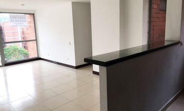 PR13716 APARTAMENTO EN ARRIENDO SECTOR LOMA DEL ESCOBERO
