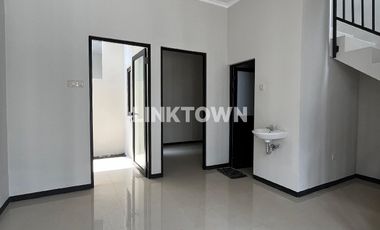 Disewakan Rumah Baru di Alana Gunungsari Dekat Akses Tol Gunungsari