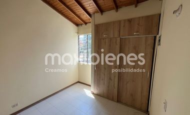 casa en arriendo en viviendas del sur. Cod A65234