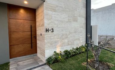 CASA EN VENTA EN ELMOLINO